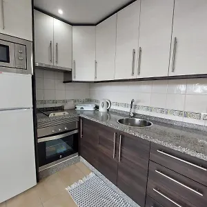 https://playa-honda-arona-tenerife-38660.in-canary-islands.com